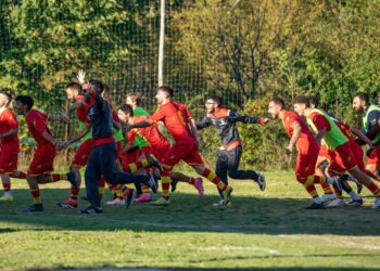 Calcio, Garibaldina: Tutto in 48 ore! Presentazione ufficiale e vittoria del derby