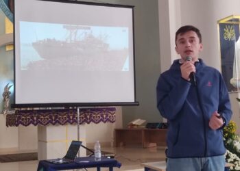 Bernard Dika incontra gli studenti di Soveria Mannelli e Decollatura e pone in rilievo i temi della Memoria, dei Diritti, della Libertà