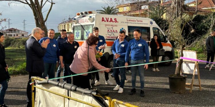 L’IIS Costanzo (sede Savutano) ha ospitato la X Mostra Intersociale di Avicoli e colombi ornamentali