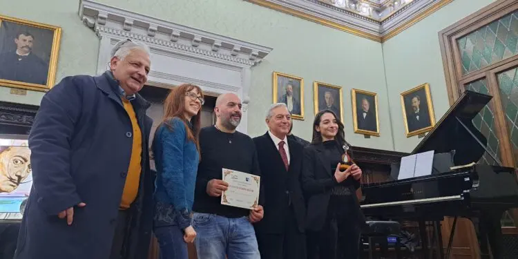 Presentate al Comune di Catanzaro le opere dell’artista Francesco Caroleo