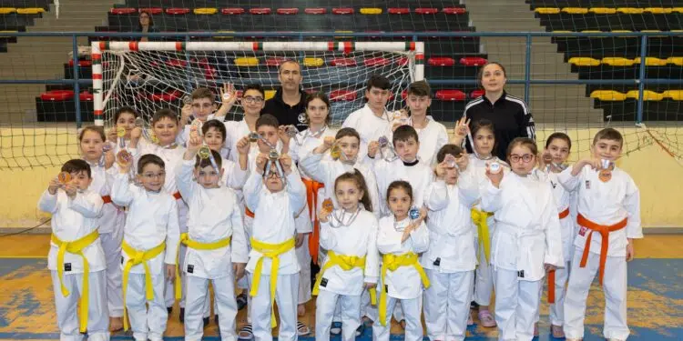 Torneo interregionale Arti Marziali e Kickboxing, straordinari risultati dell’ASD Ishin Denshin Karate-Do di San Pietro Apostolo,