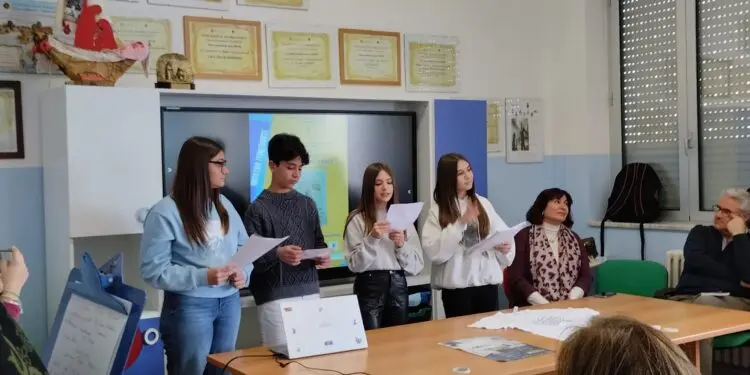 IC “G. Rodari” Soveria Mannelli: presentati lavori del progetto «La vita in gioco» (video)