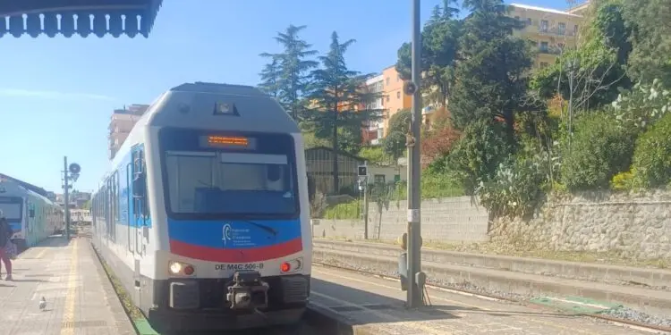 Treni tra Catanzaro Città – Madonna di Porto, bus tra Catanzaro – Soveria Mannelli