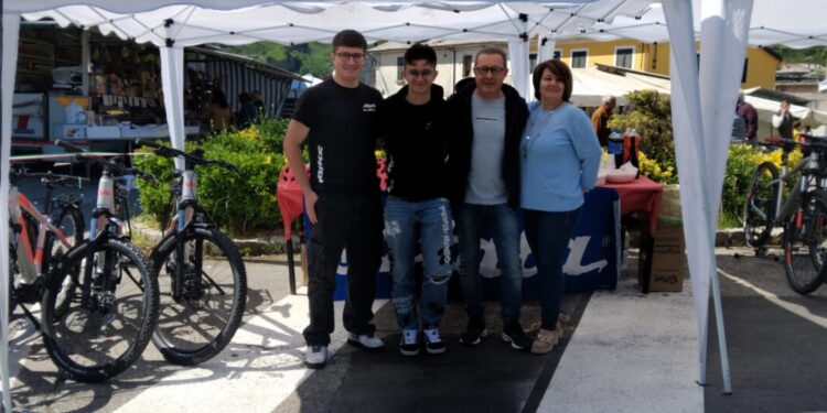 A Decollatura in bici si può! Apre il noleggio Zani: passione di famiglia sulle due ruote