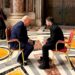 La pace come bluff: retorica diplomatica, escalation militare e interessi strategici dietro il disimpegno degli Stati Uniti?