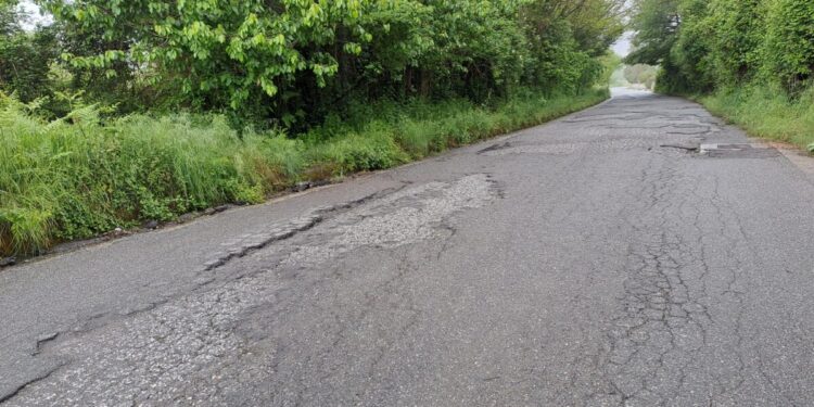 La condizione delle strade nell’area del Reventino: fra trascuratezza e semiabbandono