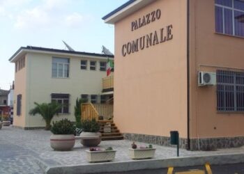 Sorical lascia Botricello senza acqua nella settimana di Ferragosto: il paese si ribella