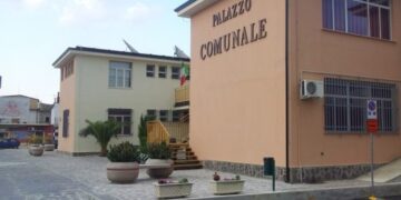 Sorical lascia Botricello senza acqua nella settimana di Ferragosto: il paese si ribella