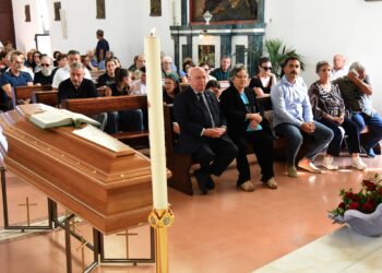 L’ultimo saluto del Grande Ufficiale della Repubblica Italiana Giuseppe Procopio al suo storico dipendente mastro Ciccio Iannelli