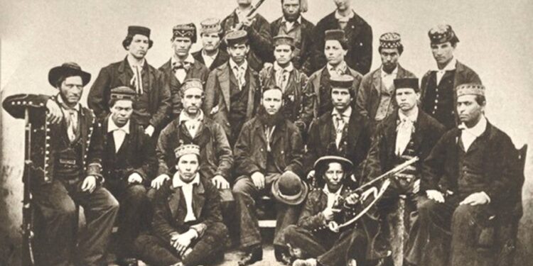 Bianchi celebra il brigante Pietro Bianco e inaugura il “Sentiero della Grotta”