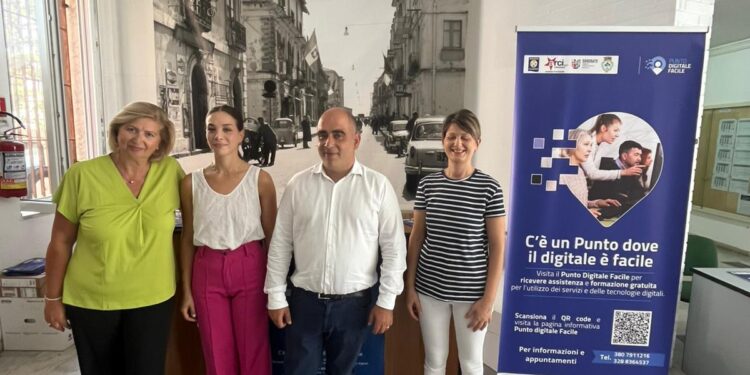 A Soverato prende il via il Punto di facilitazione digitale di Arci Catanzaro La presidente Diana Costanzo: Un passo importante per garantire a tutti pari opportunità di accesso ai servizi