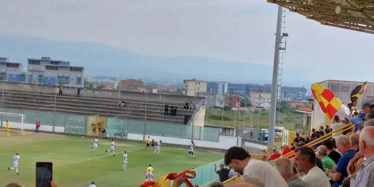 Serie D, turno infrasettimanale: Sambiase cinico con la Vibonese, passo falso della Vigor a Gela