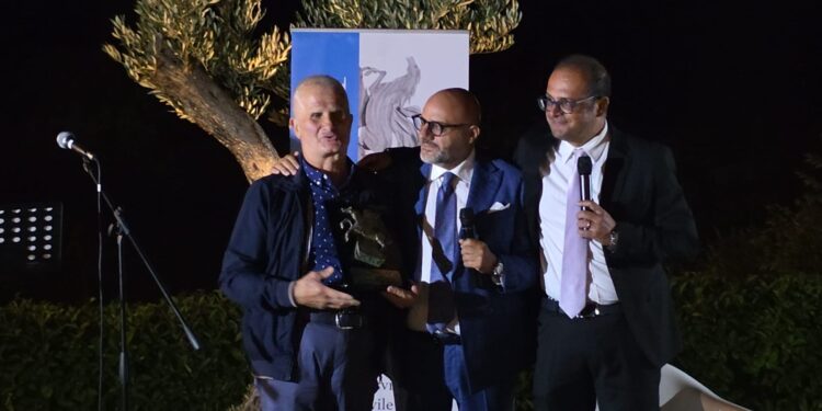 San Mango d’Aquino, Premio Muricello 2025: vince Domenico Benedetto d’Agostino con “Quattro Apocalissi”