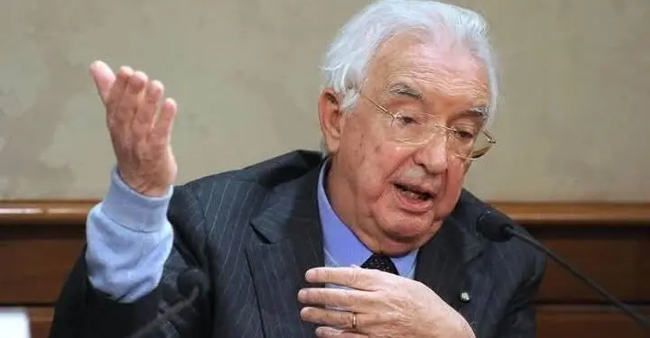 Pentone, muore cittadino onorario Annibale Marini