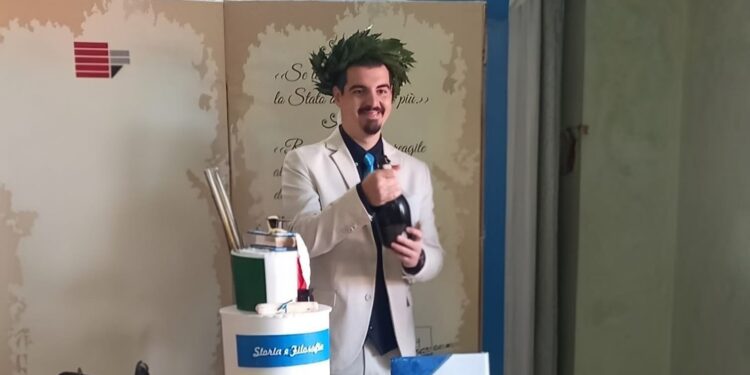 Aldo Pascuzzi, orgoglio di Decollatura: Laurea Triennale con 110 e lode all’Unical