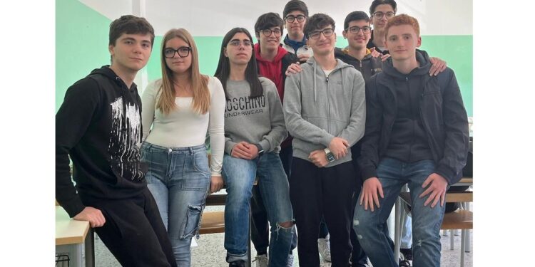 Liceo Scientifico Fermi–Polo Tecnico Brutium studenti protagonisti tra Scienza e Innovazione
