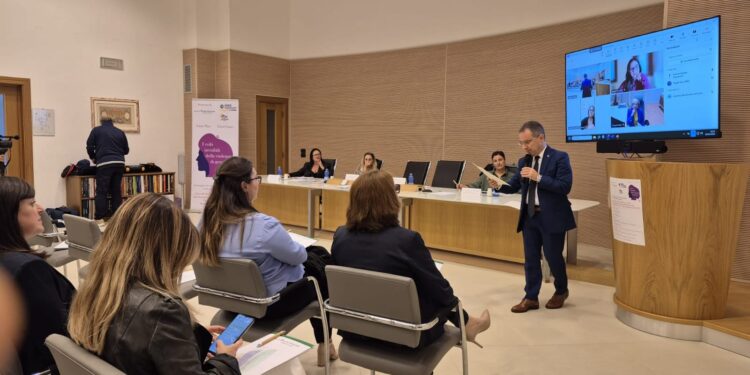 “I volti invisibili della violenza di genere”: convegno organizzato da Banca Montepaone, tra sensibilizzazione e strumenti di supporto alle donne