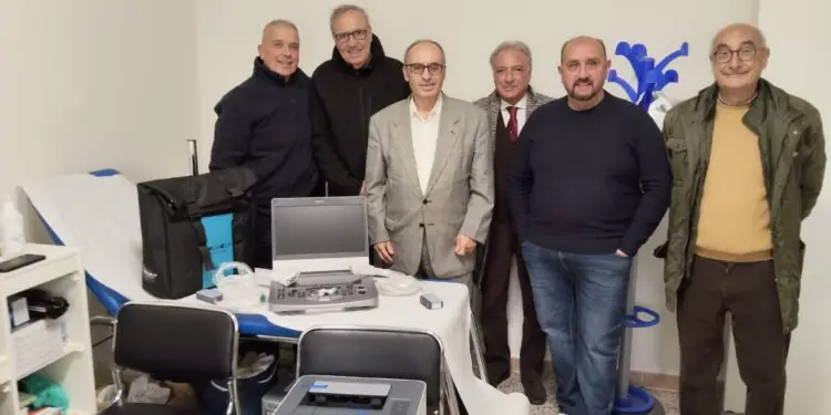 Ecografo multifunzione per visite a domicilio in dotazione al Lions Club Maida Feudo