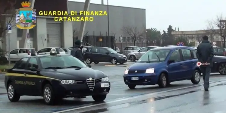 Lamezia Terme: Guardia di Finanza sequestra stabilimento per un valore di 2 milioni di euro
