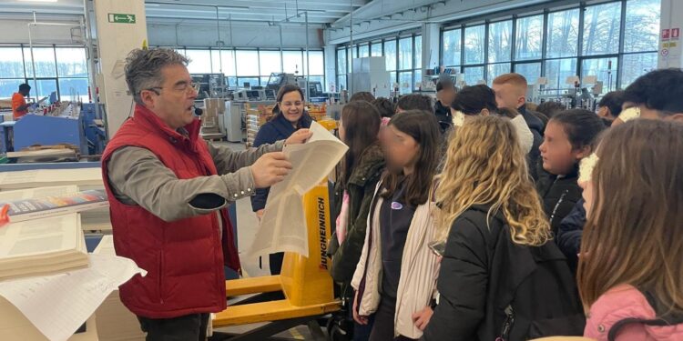 I.C. Perri – Pitagora – Don Milani, uscita didattica alla Casa Editrice Rubbettino e al Museo d’Impresa Carta