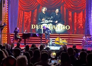 “Duettango” del Conservatorio Tchaikovsky di Nocera Terinese incanta il Teatro Sabat di Varsavia al Premio Gazzetta Italia