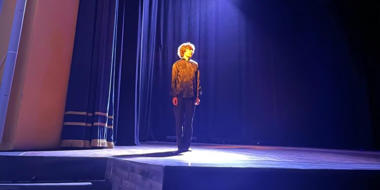 “Solità” a Catanzaro lo spettacolo teatrale del regista e attore bolognese Matteo Belli