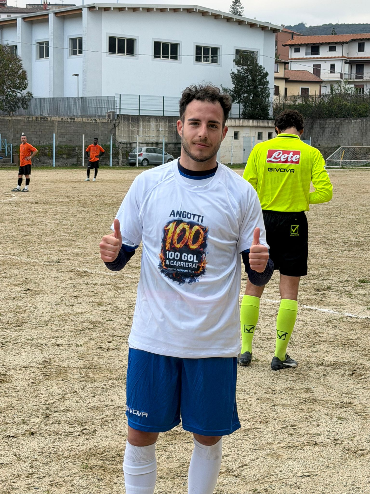 Jeff Angotti Festa tripla in casa Invictus: goleada al Nuova Valle, bomber Angotti ...