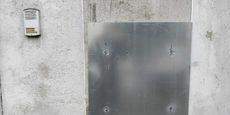 Fotonotizia, “Ei fu” lo sportello postamat di Decollatura: a quando la riapertura?