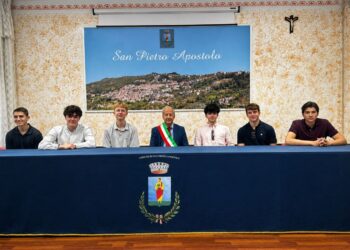 San Pietro Apostolo accoglie studenti della Regis Catholic High School di New York