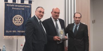 L’imprenditore Franco Fazio riceve il Premio “Larussa” del Rotary Club del Reventino