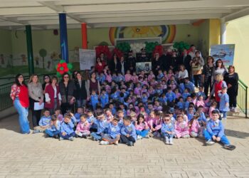 “Semi di Fiducia”: i Carabinieri incontrano i piccoli cittadini di Botricello