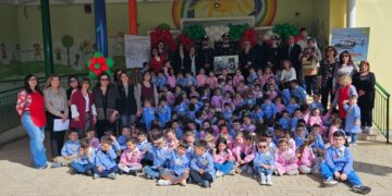 “Semi di Fiducia”: i Carabinieri incontrano i piccoli cittadini di Botricello