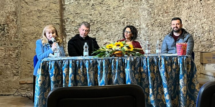 Crescere insieme è possibile: a San Pietro Apostolo un incontro che lascia il segno