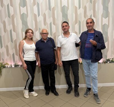 Ad Alta Vista di Zagarise l’operatore economico Antonio Marino dà la disponibilità di piantare un albero per ogni neonato o adottato Iniziativa personale a titolo totalmente gratuito.