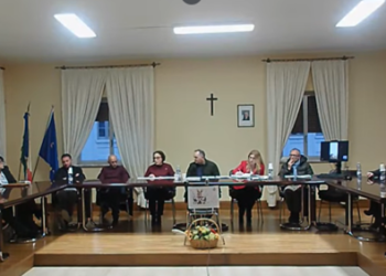 Decollatura verso la normalità: approvati DUP e Bilancio 2026-2028. Segnali di uscita dal dissesto