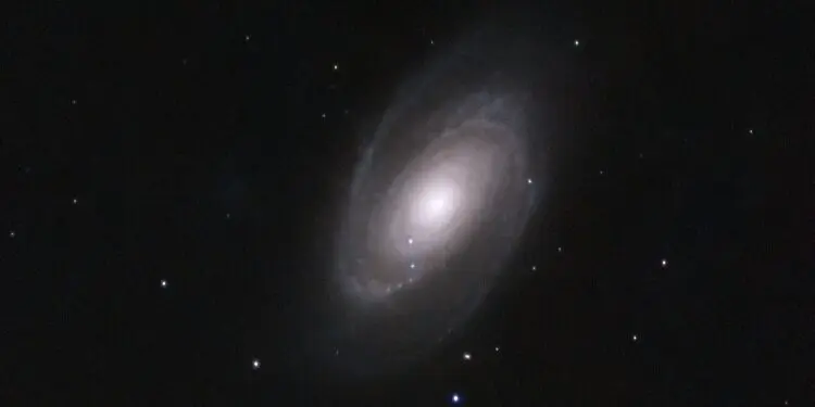 La bellezza in tre Galassie fotografate al telescopio da Luca Colistra