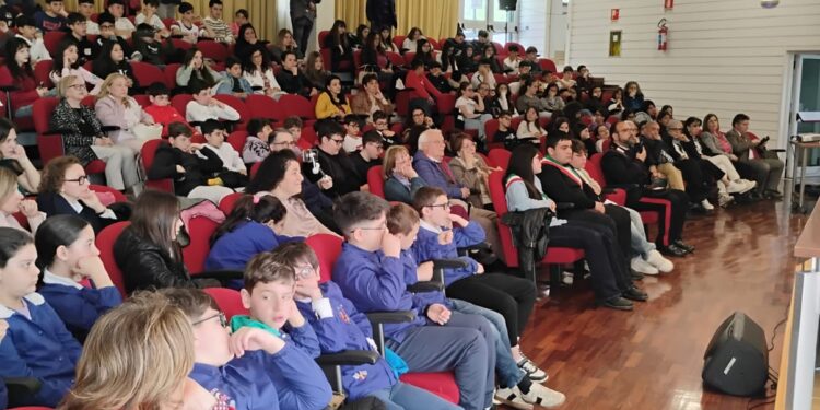 Taverna, no al bullismo, la struggente  testimonianza di Raffaele Capperi