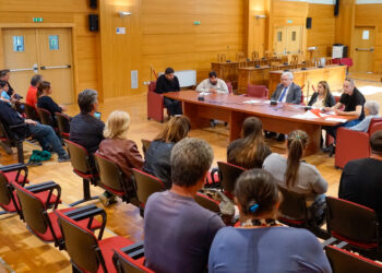 Intrecci – Abitiamo il lametino. Nasce il Comitato delle persone beneficiarie: partecipazione, diritti e futuro oltre Scordovillo