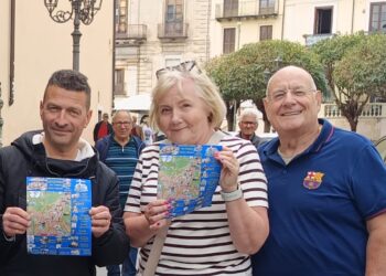 La cartina turistica di Nicastro con il brand Riviera dei Tramonti e le idee di Giampiero Scarpino