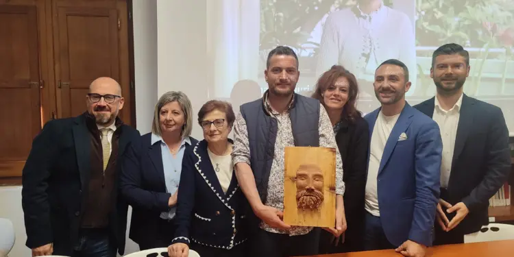 Aiello Calabro celebra l’arte dei giovani e il gesto di Giuseppe Samuele Vasile nel nome di Pietro Barbalonga