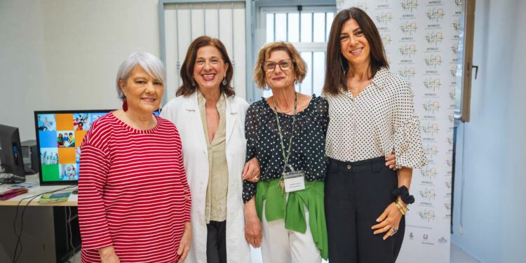 Salute al femminile e accesso ai servizi: partecipazione e prenotazioni al Consultorio nell’incontro promosso dal progetto “Intrecci Abitiamo il Lametino”