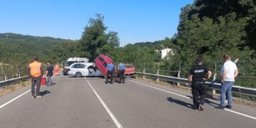 Colosimi, fatale scontro stradale: un giovane di Bianchi perde la vita