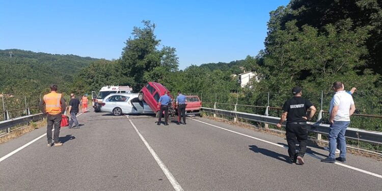 Colosimi, fatale scontro stradale: un giovane di Bianchi perde la vita (foto e video)