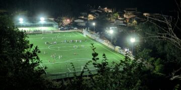 Scigliano campo sportivo in notturna