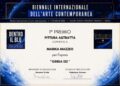Serrastretta, l’artista Marika Mazzeo vince il 1° premio alla Biennale “Dentro il Blu” di Napoli
