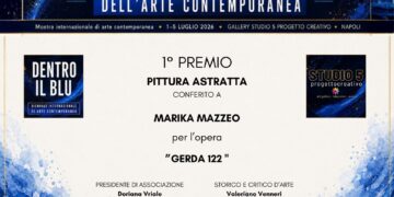 Serrastretta, l’artista Marika Mazzeo vince il 1° premio alla Biennale “Dentro il Blu” di Napoli