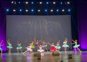 Catanzaro, Accademia M.A.Style conquista il Teatro Politeama con il musical “Destinazione Sogni – Il viaggio che ti cambia”
