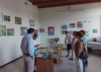 Arte e letteratura, a Decollatura presentati i libri di Giuseppe Gervasi e l’arte astratta di Clemen’s