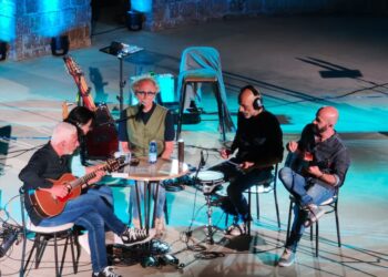 “Borgia Summer Vibes 2026”: la poesia di Fabio Concato incanta Piazza Pertini