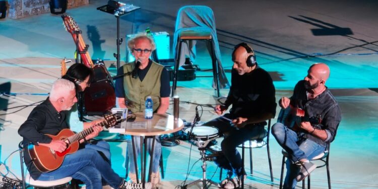 “Borgia Summer Vibes 2026”: la poesia di Fabio Concato incanta Piazza Pertini